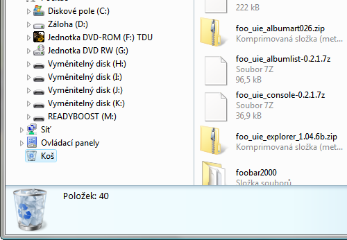 koš není opravdu nutné vysypávat, je to naopak špatně